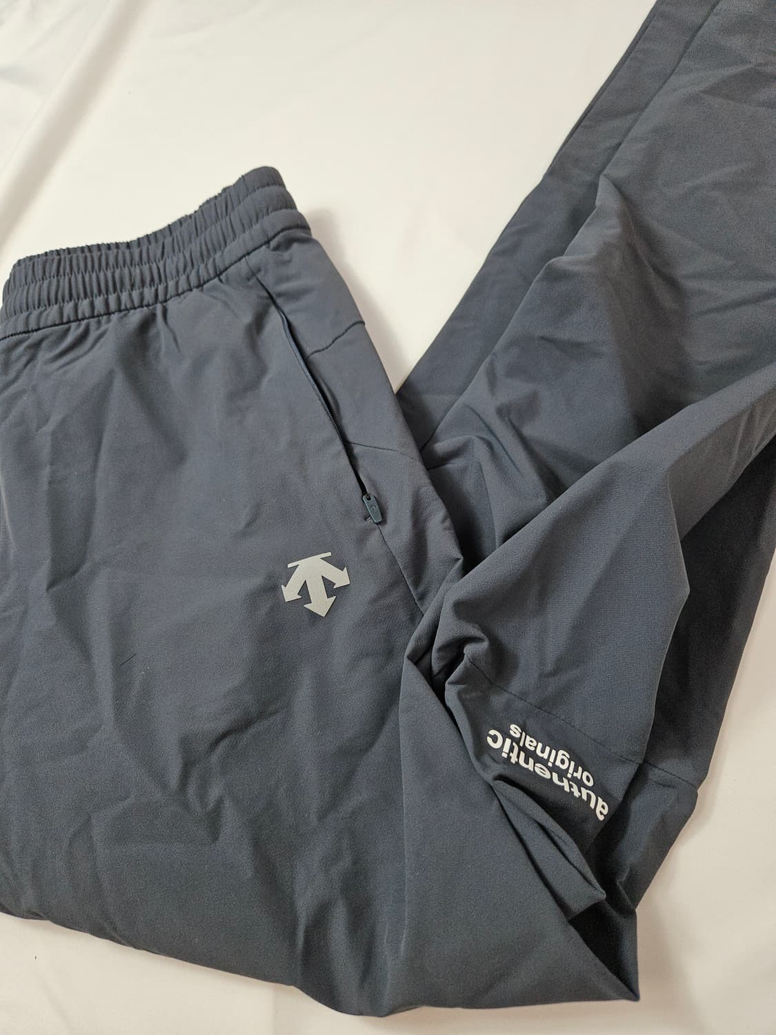 데상트 오리지널 스탠다드 조거팬츠 우븐 트레이닝 버지 M 상품이미지3