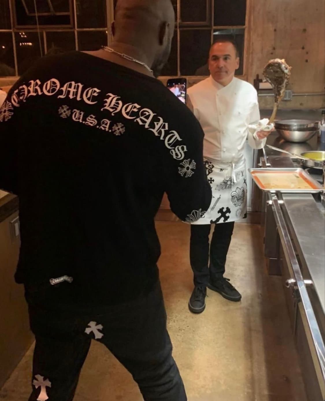 레어) 크롬하츠 플로랄 홀스슈 크로스 롱슬리브 긴팔 티셔츠 XL 상품이미지2