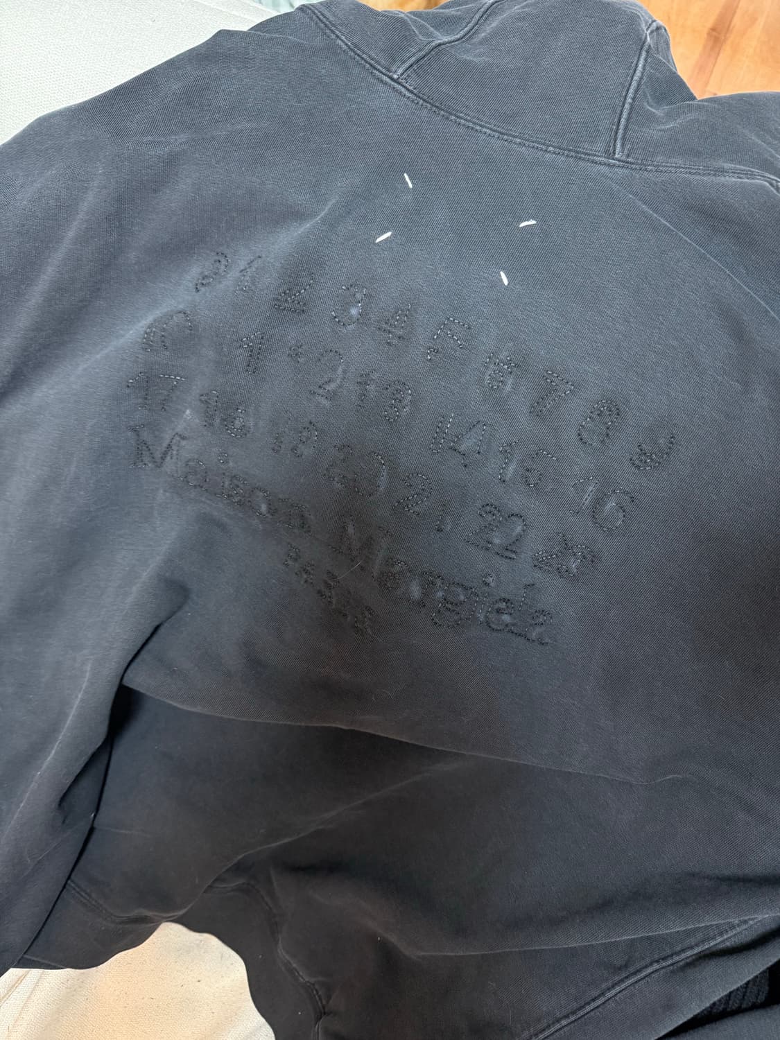 마르지엘라 엠브로이더드 로고 후디 상품이미지4