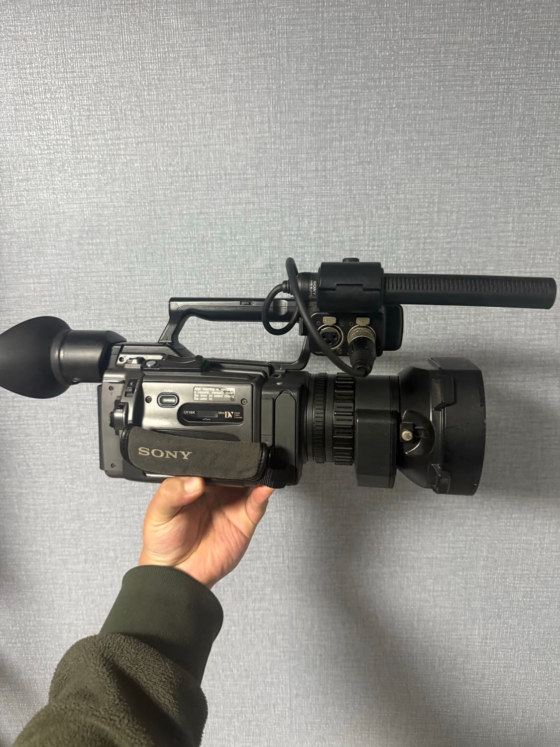 Sony DSR-PD170 6mm 디지털 캠코더 상품이미지3