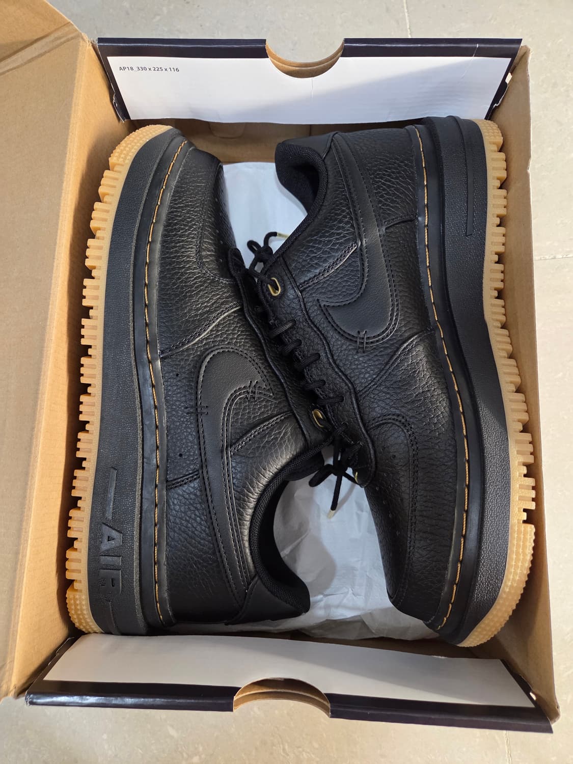 나이키 에어포스 럭스 블랙 270사이즈 팝니다  상품이미지1
