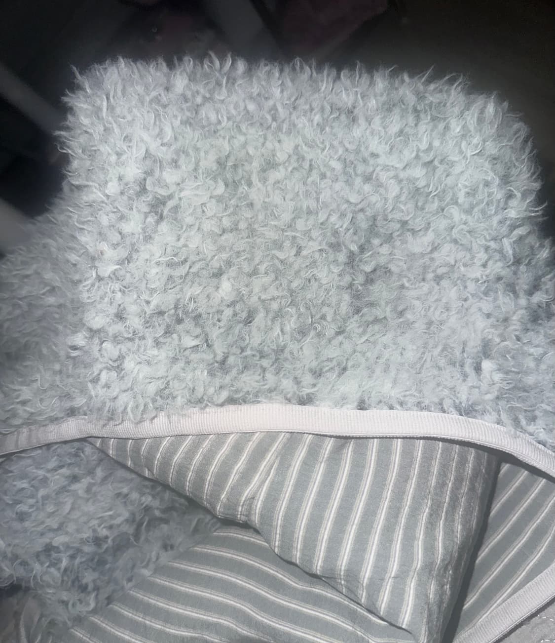 샵페어리 퍼리이어 후드머플러 아이보리 상품이미지3