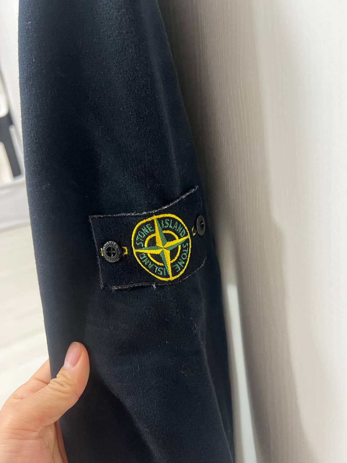 스톤아일랜드 블랙 맨투맨 xxl 20fw 상품이미지2