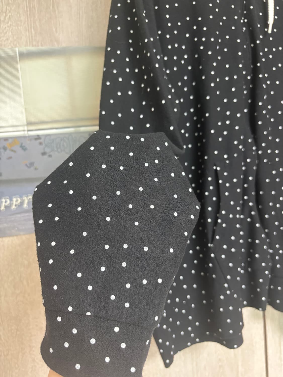 마루 빈티지 블랙 도트 여름 후드집업 상품이미지2