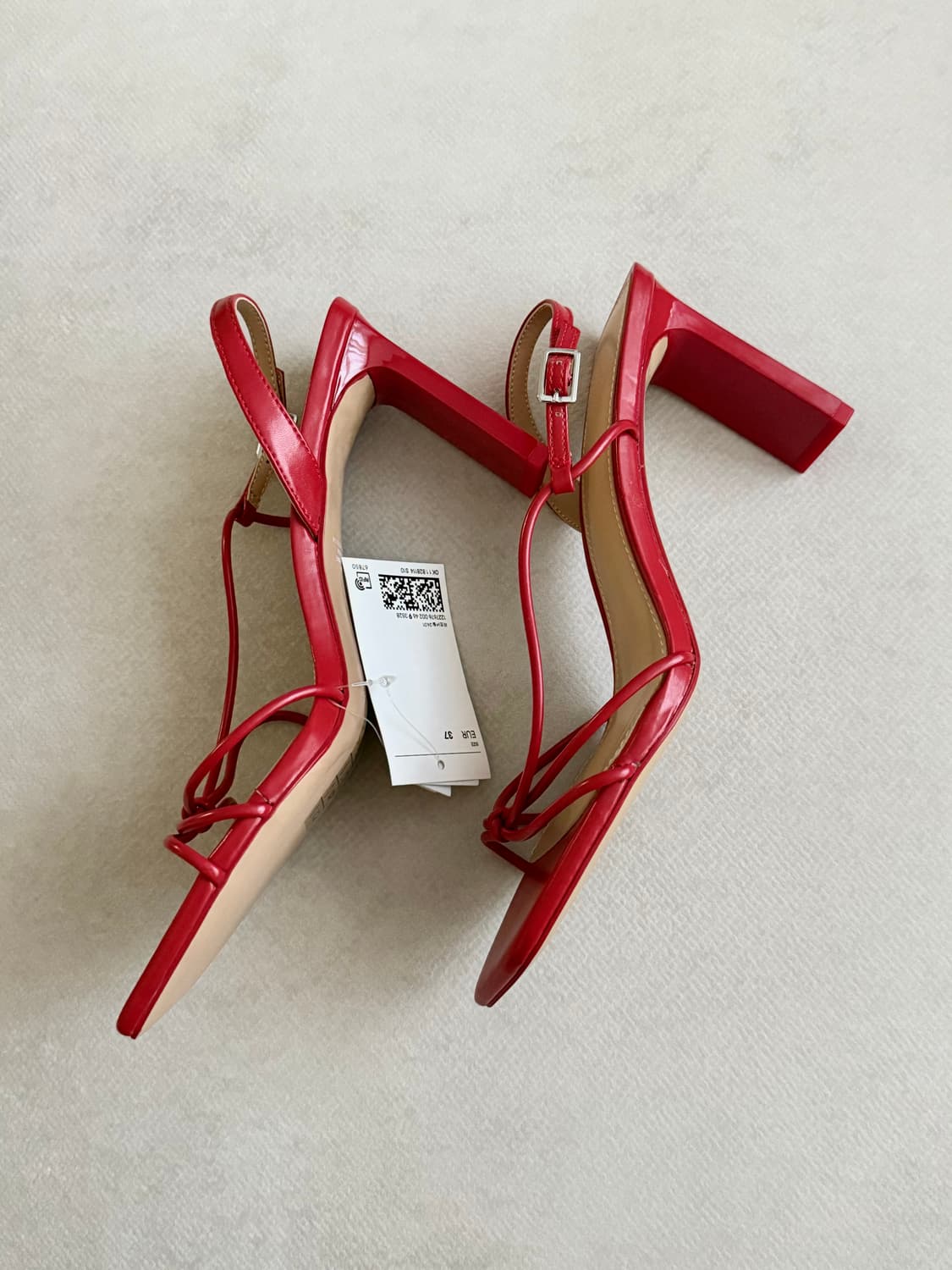 H&M 레드 스트랩 샌들 상품이미지4