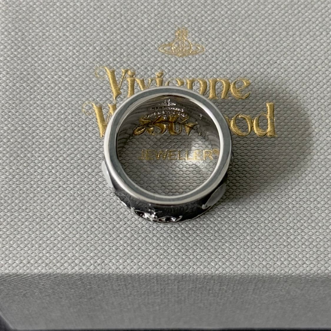 비비안웨스트우드 아카이브 블랙 원석 링 반지 상품이미지2