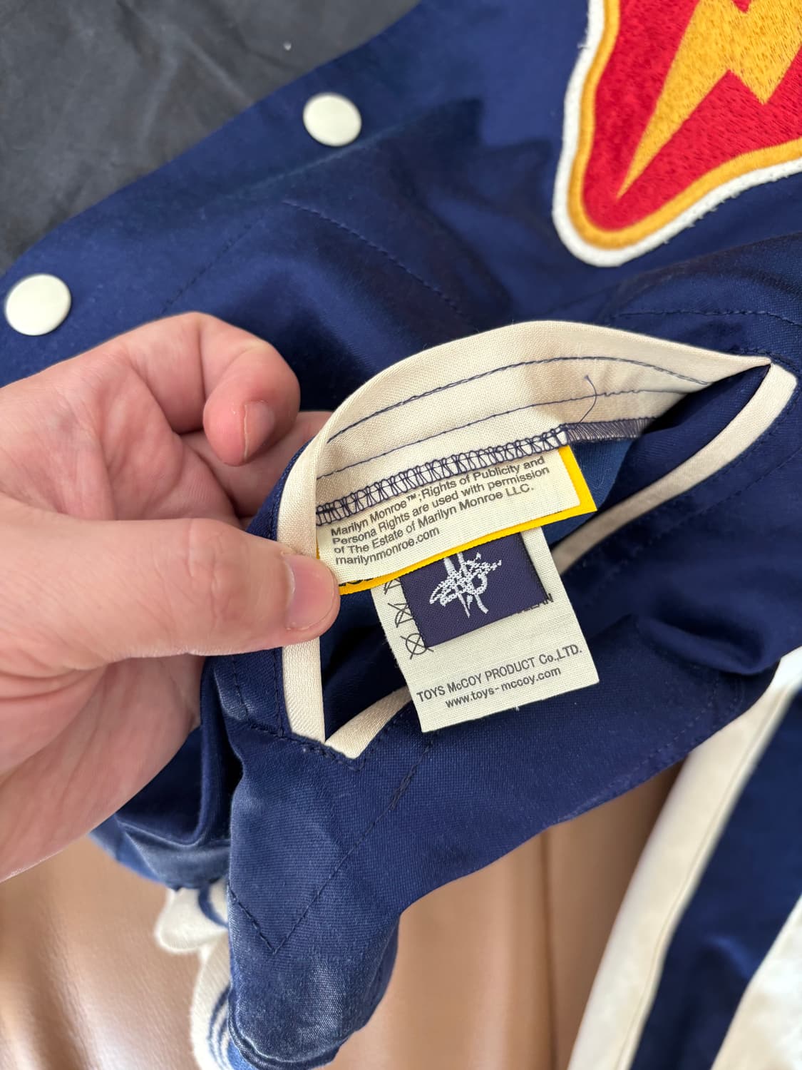 [40] 토이즈맥코이 드래곤하트 베이스볼자켓 상품이미지6