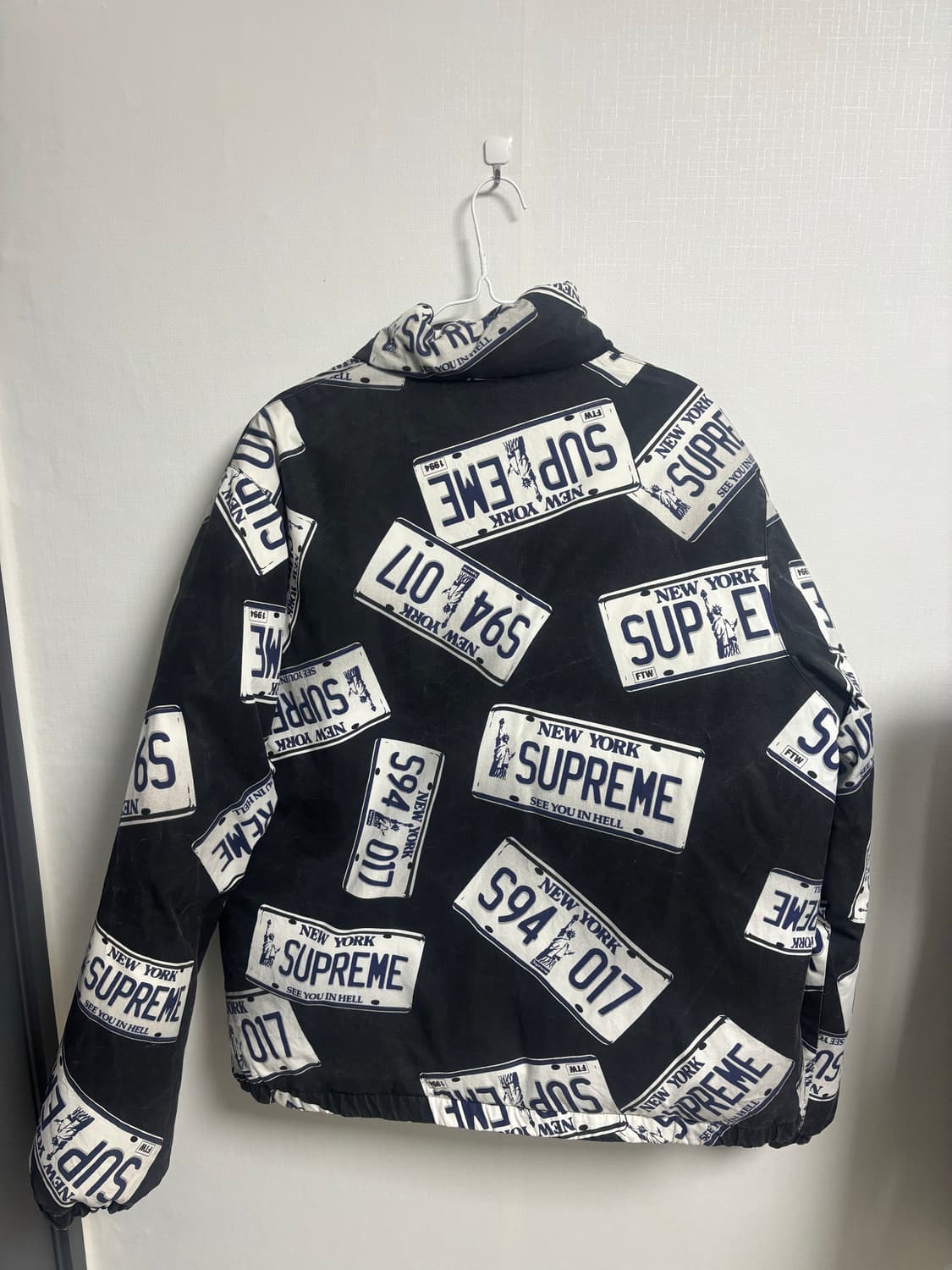 [XL] 슈프림 라이센스플레이트 푸퍼자켓 상품이미지2