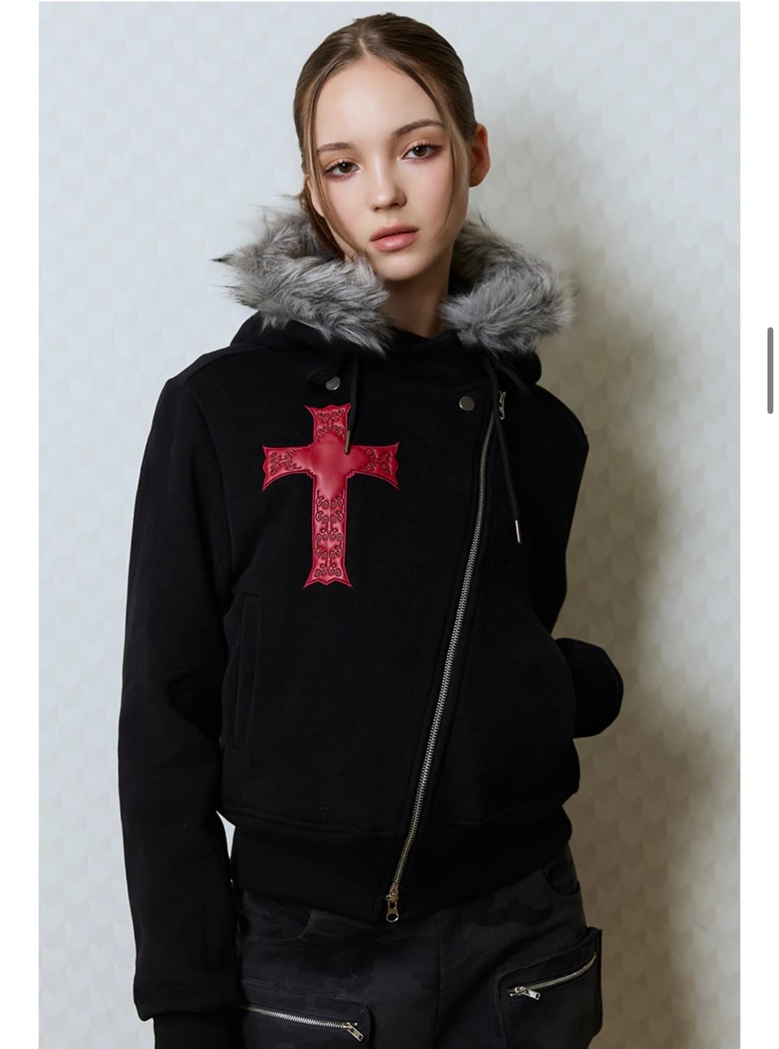 러브이즈트루 퍼 언발란스 후드집업 상품이미지1