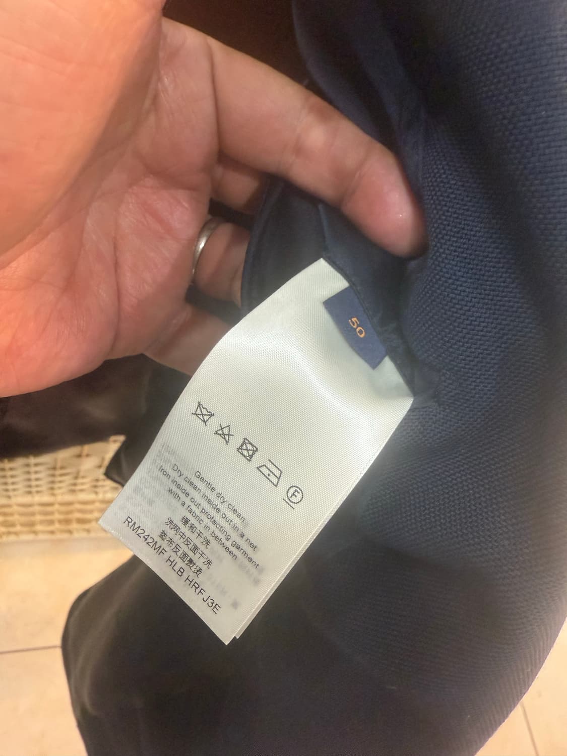 50/100-105/24fw 정품 루이비통 자켓 팝니다 상품이미지5