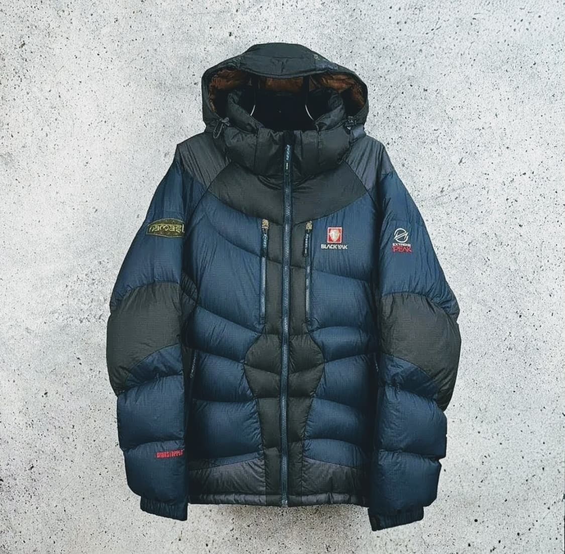 블랙야크 익스트림 피크 구스다운 패딩 95사이즈 상품이미지1