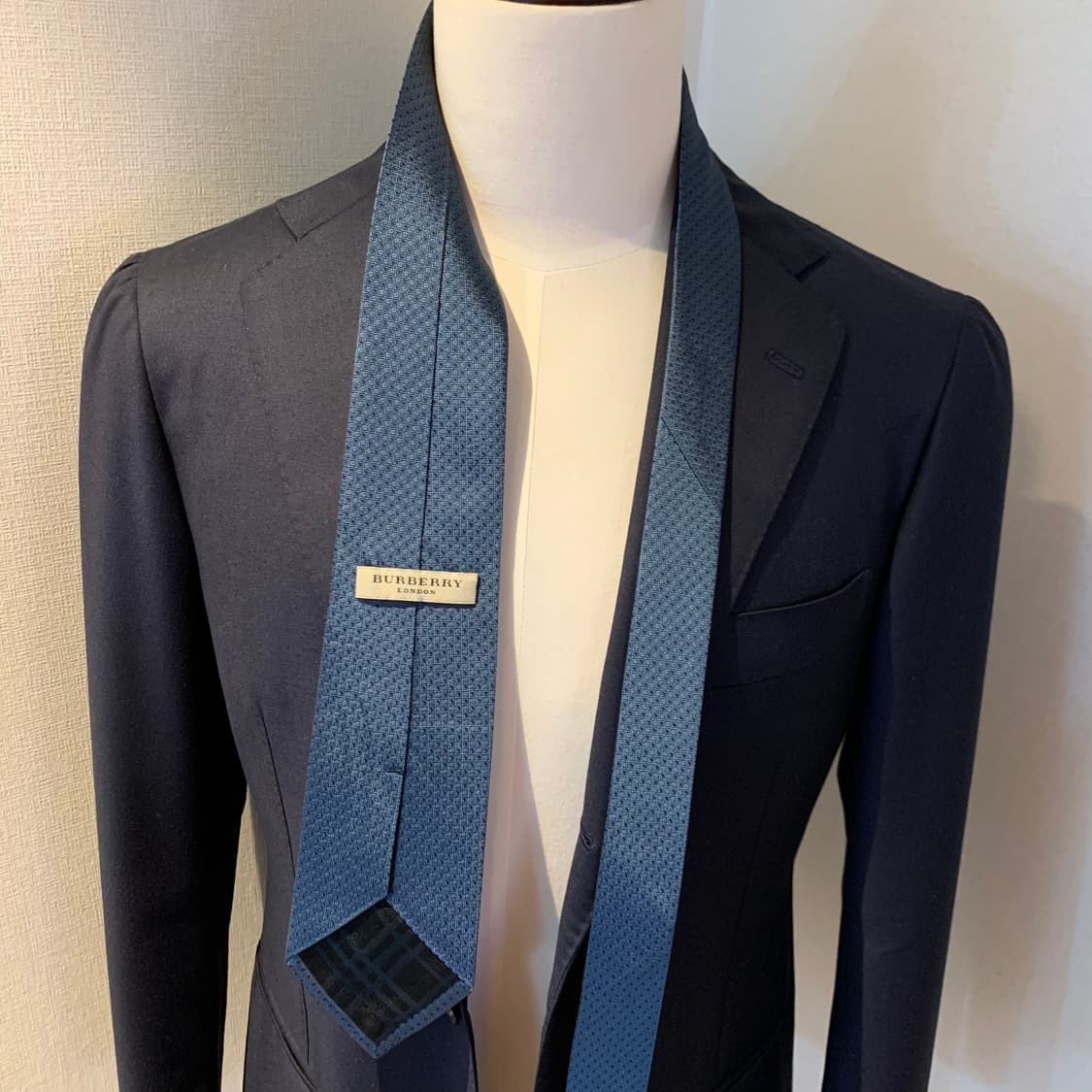 버버리(BURBERRY) 신형라벨 명품넥타이 100실크 A+등급 상품이미지2
