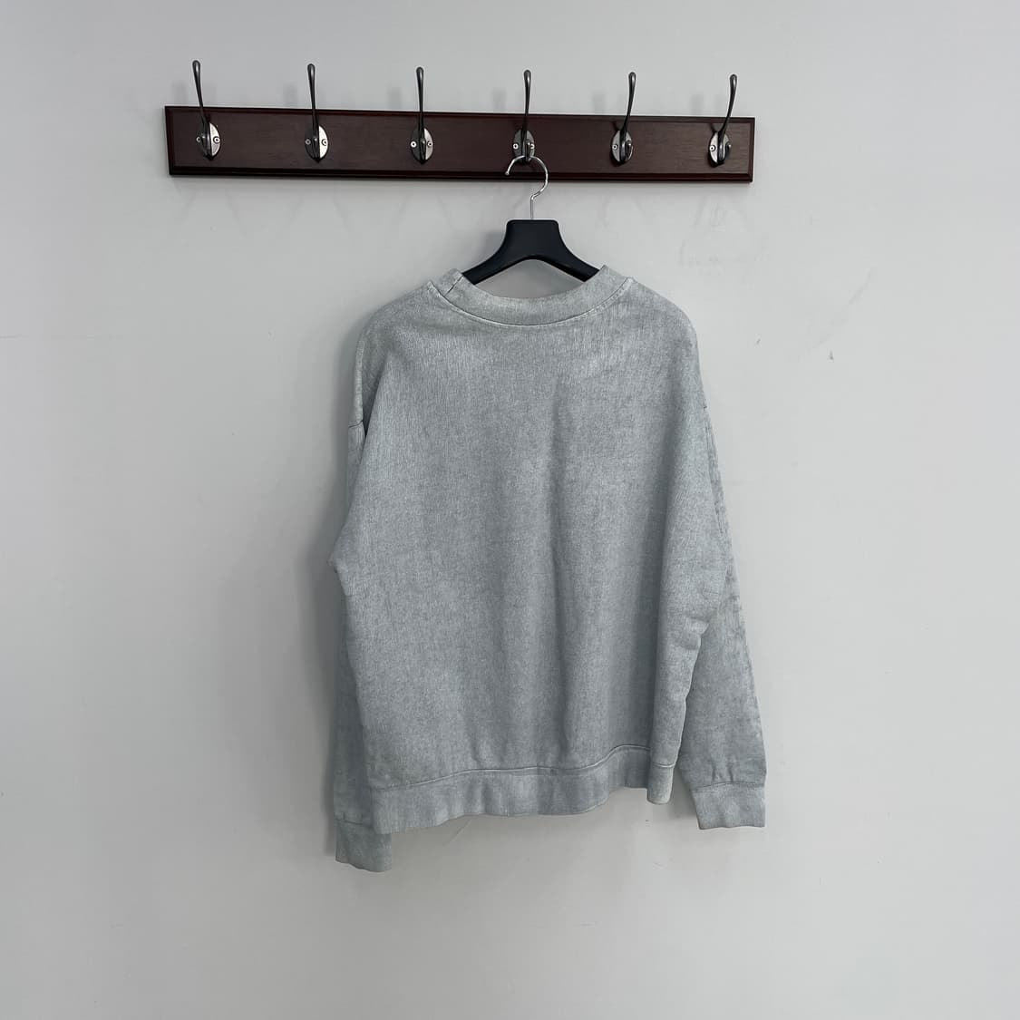 골든구스 페인트 코팅 맨투맨 상품이미지2