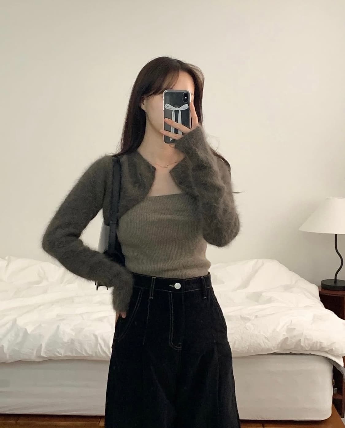 다이애그널 레이어드 튜브 탑 가디건 브라운 [강혜원 착용] 상품이미지1