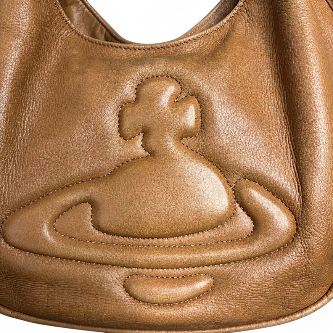 비비안 웨스트우드 보포드 레더 호보백 상품이미지3