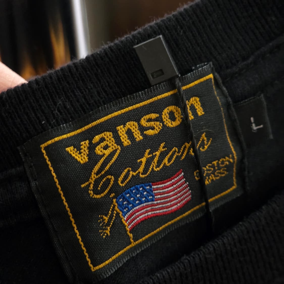 밴슨 레더 스컬 자수 블랙 롱슬리브 상품이미지8