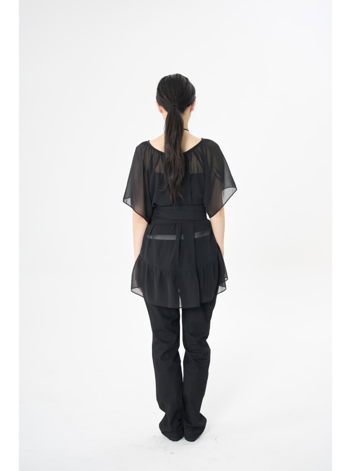 VEIL BLOUSE IN BLACK 상품이미지5