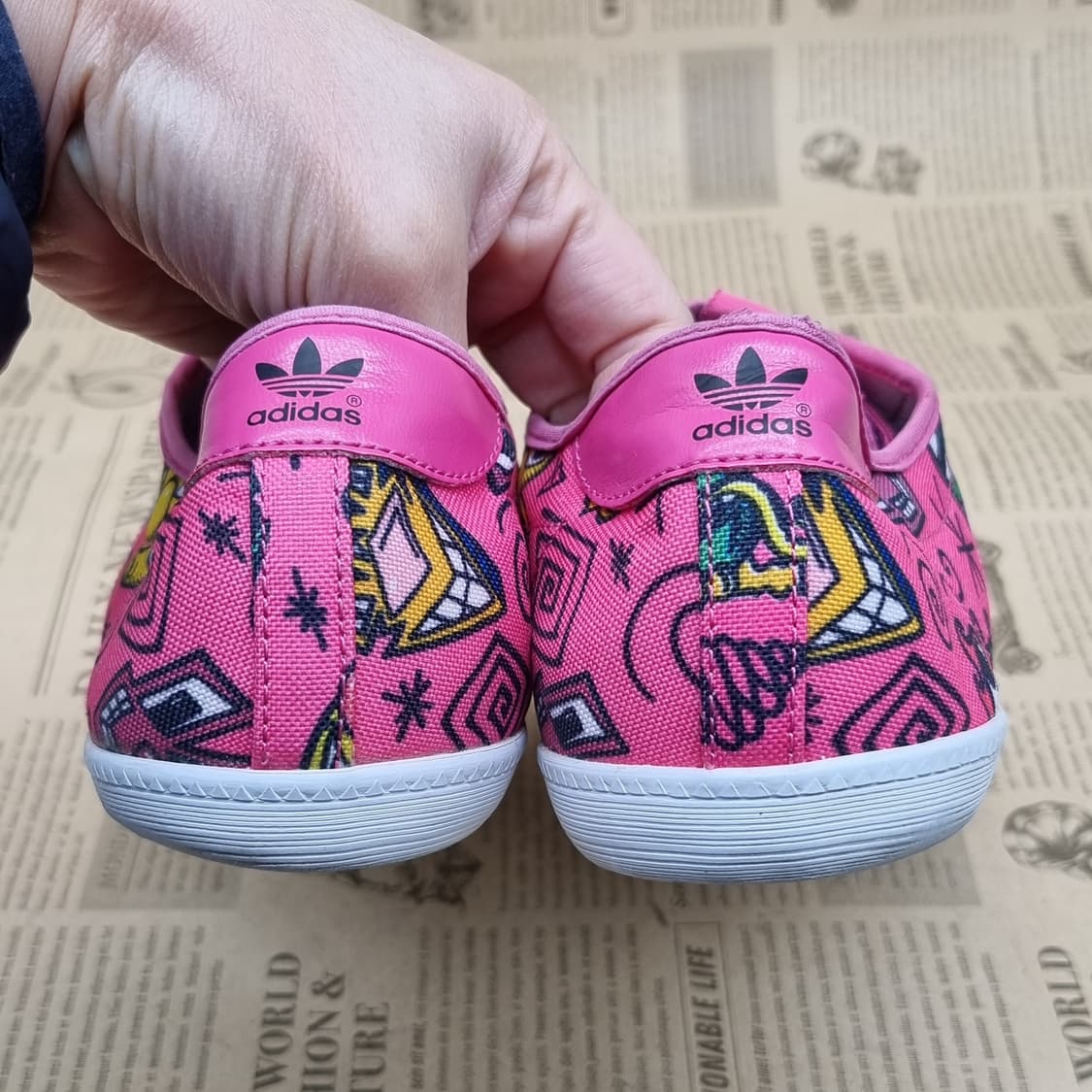 아디다스 콜라보 남성스니커즈 265 상품이미지4