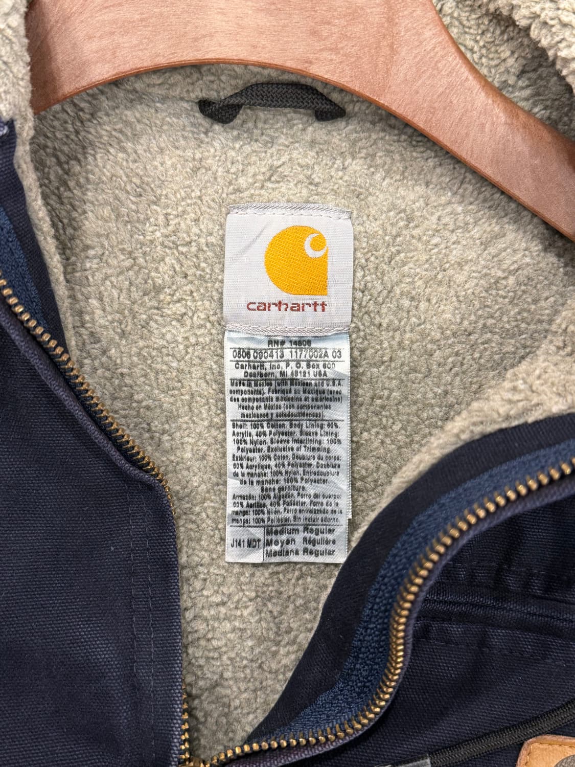 00s Carhartt 칼하트 덕 액티브 쉐르파 후드 워크 자켓 상품이미지10