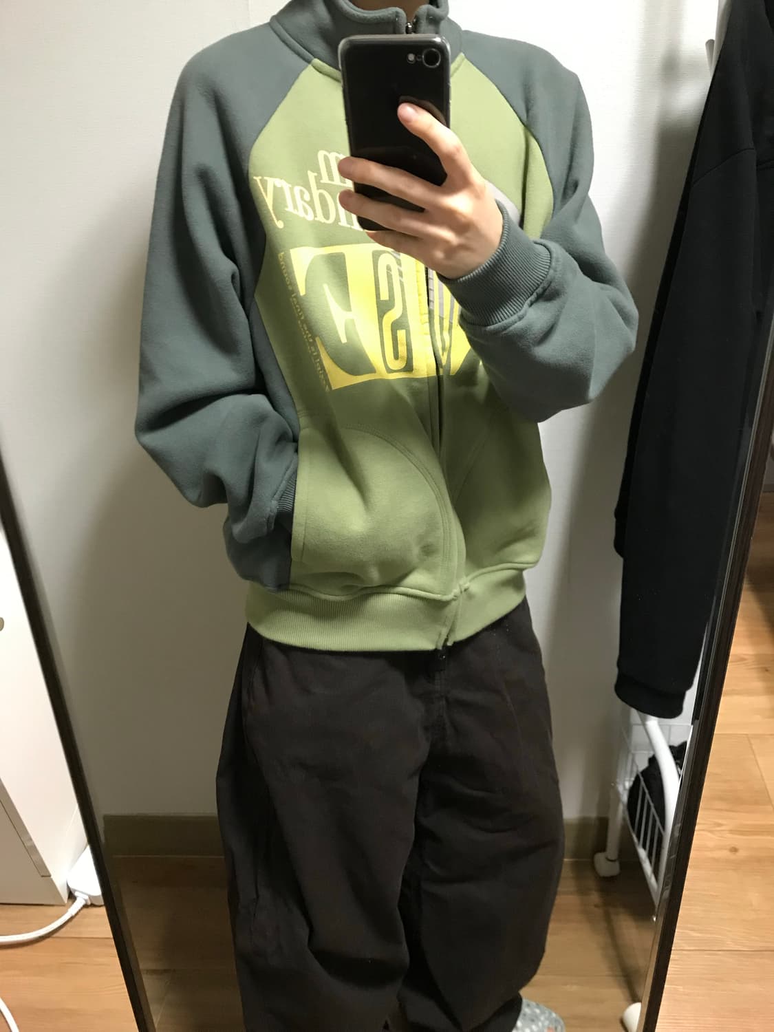 테켓 집업 상품이미지1