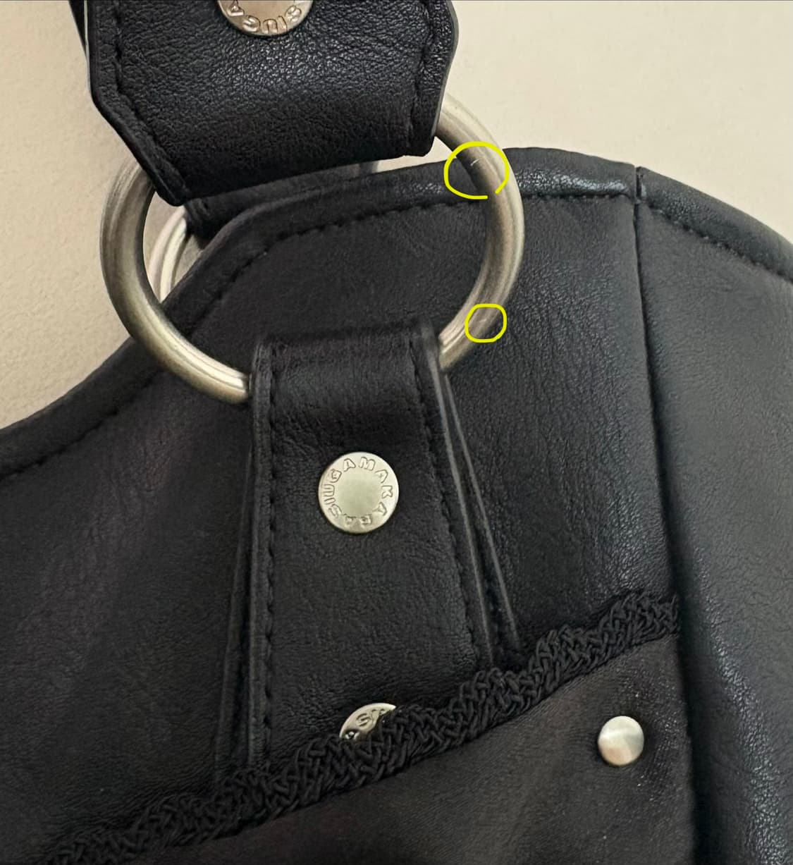 이우가마카라스 Laced Ribbon Leather 숄더백 상품이미지2