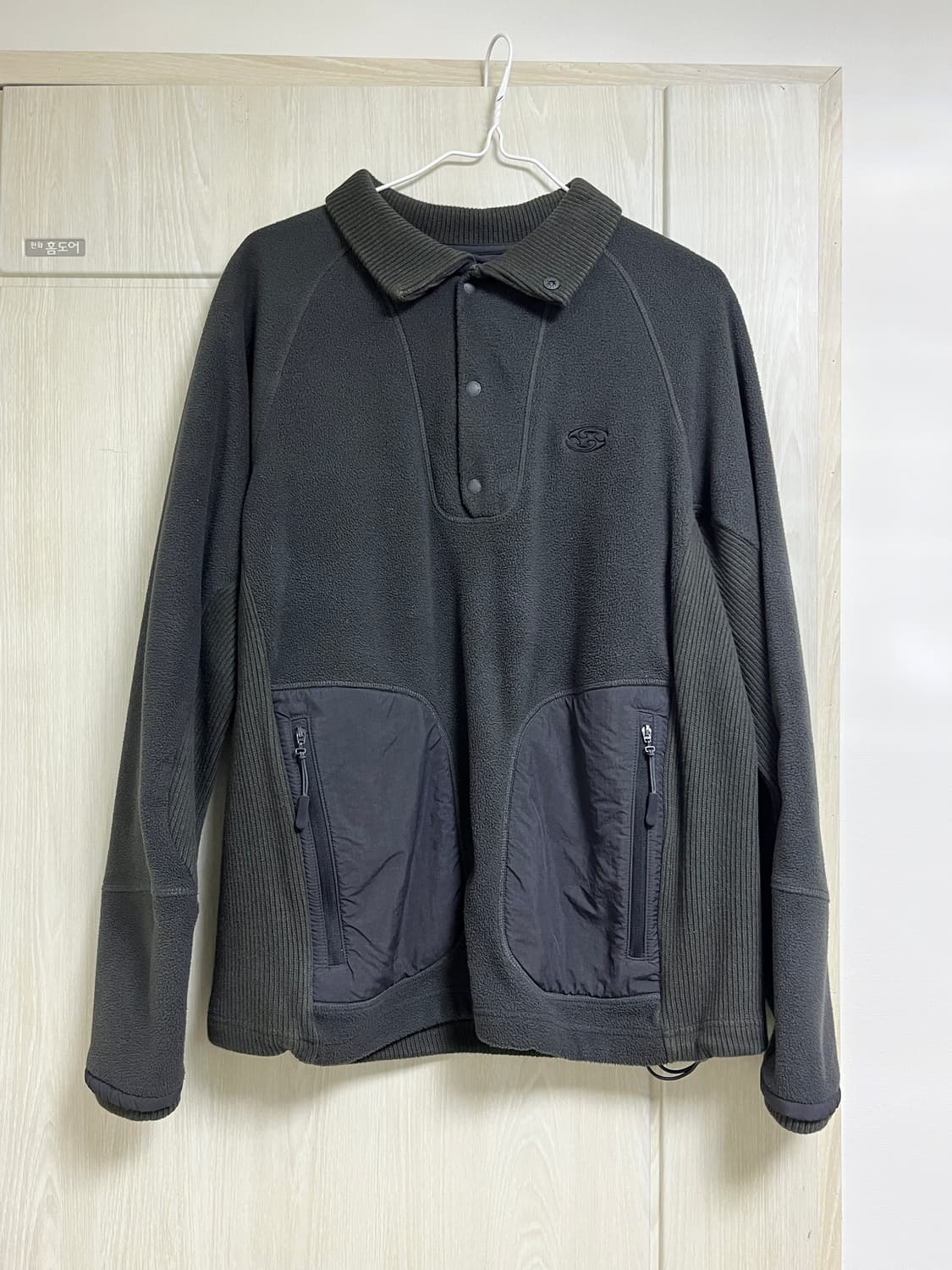 산산기어 컴파운드 플리스 탑 차콜 (2) 상품이미지5