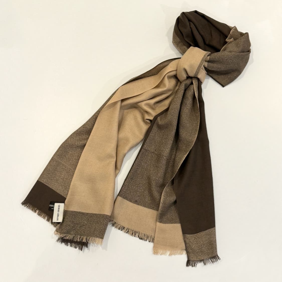 조르지오 아르마니 실크 캐시미어 숄 머플러 상품이미지2