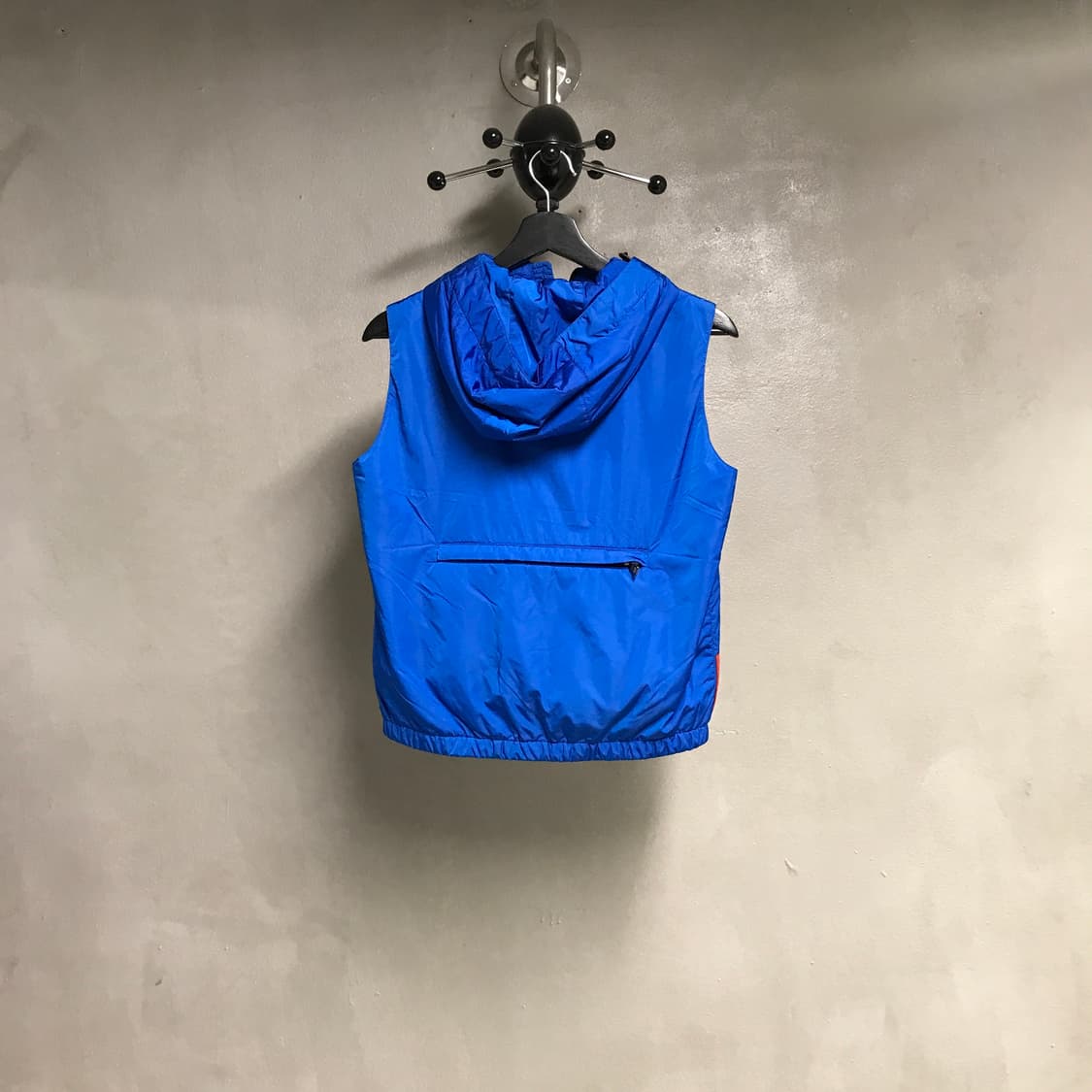 프라다 스포츠 후드 베스트 40(W) 상품이미지9