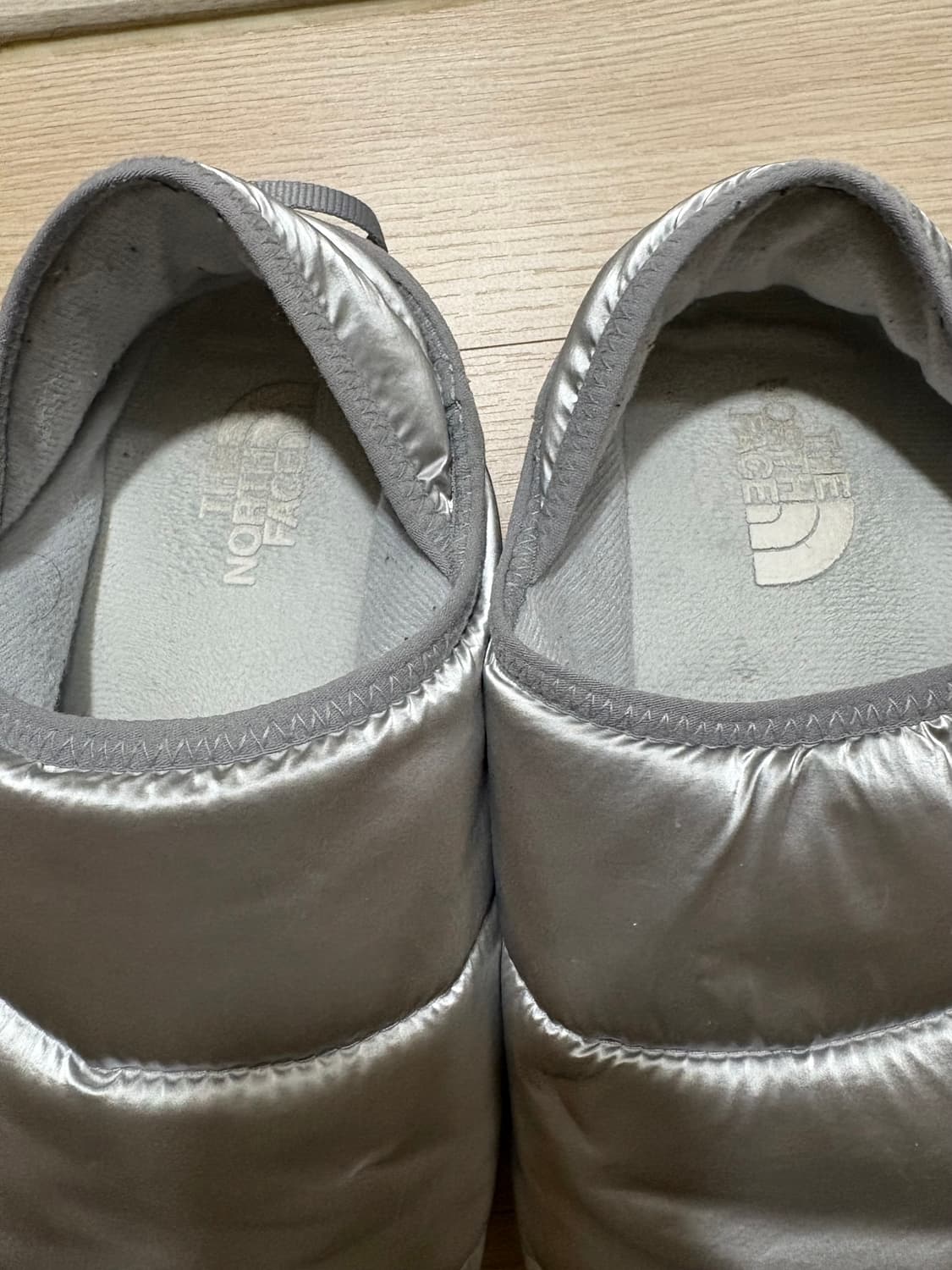 노스페이스 패딩 슈즈 245 상품이미지3