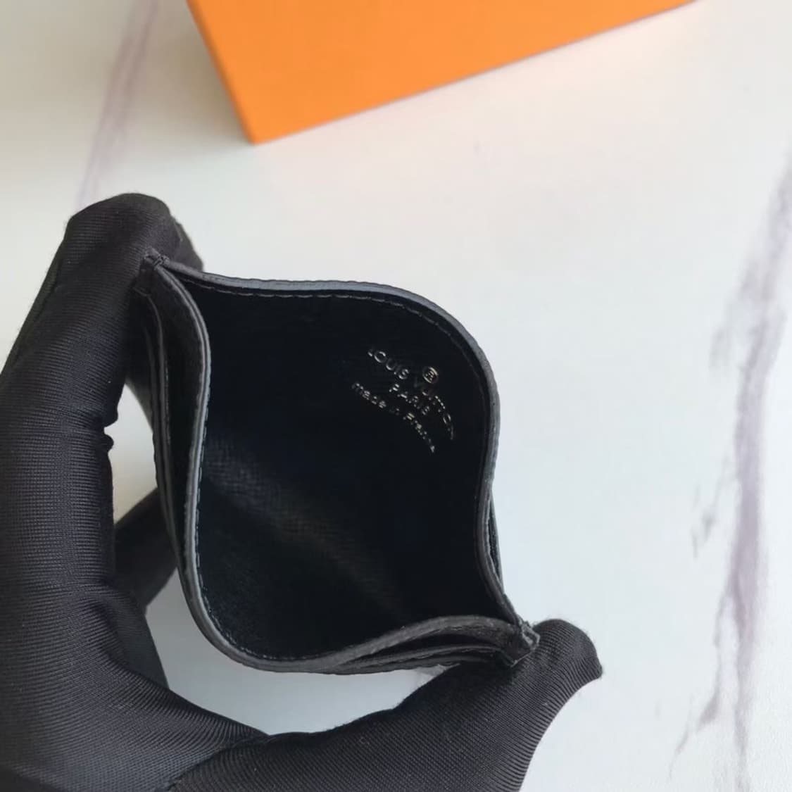 루이비통 더블 카드 홀더 모노그램 이클립스 상품이미지7