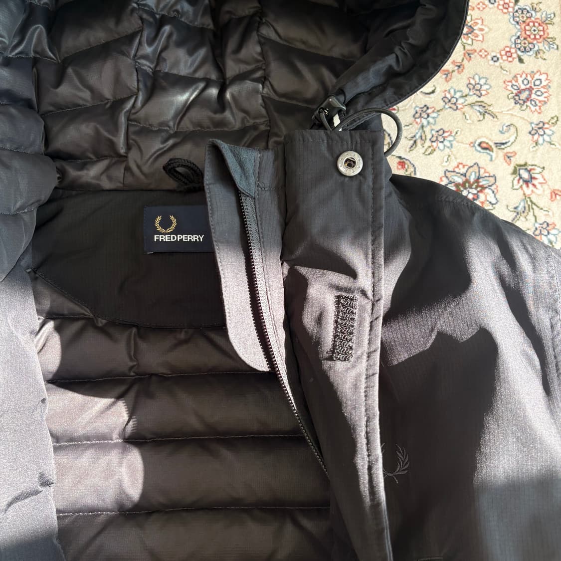 프레드페리 블랙 후드 패딩 점퍼 S 상품이미지2
