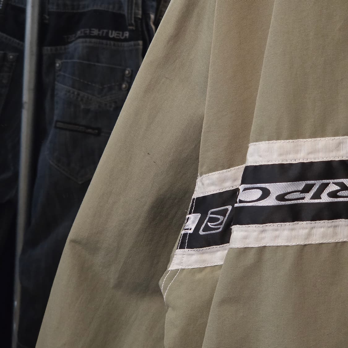 JPN 트랙라인 올드스쿨 카키 바람막이 상품이미지5