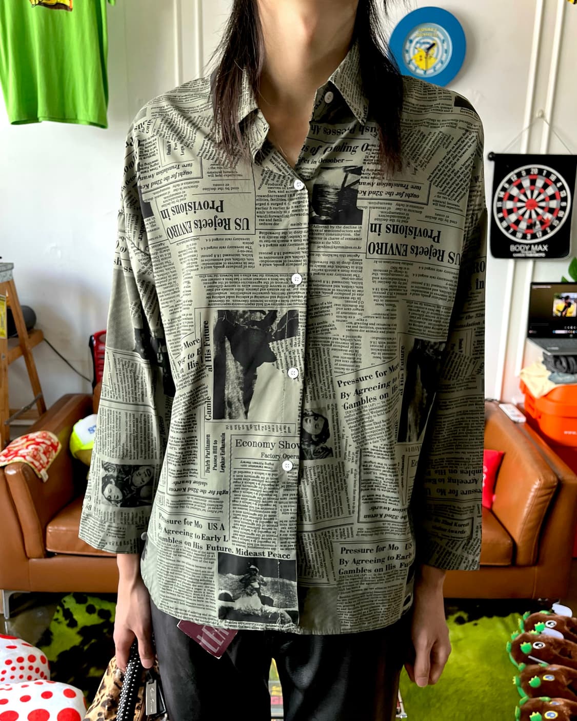 90-00s CANIDY Newspaper Graphic Shirt 상품이미지2
