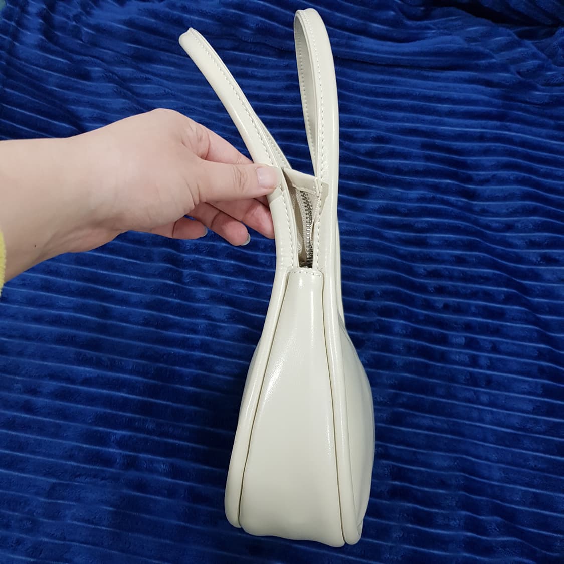 오로 레이어드 스웰백 버터 상품이미지5