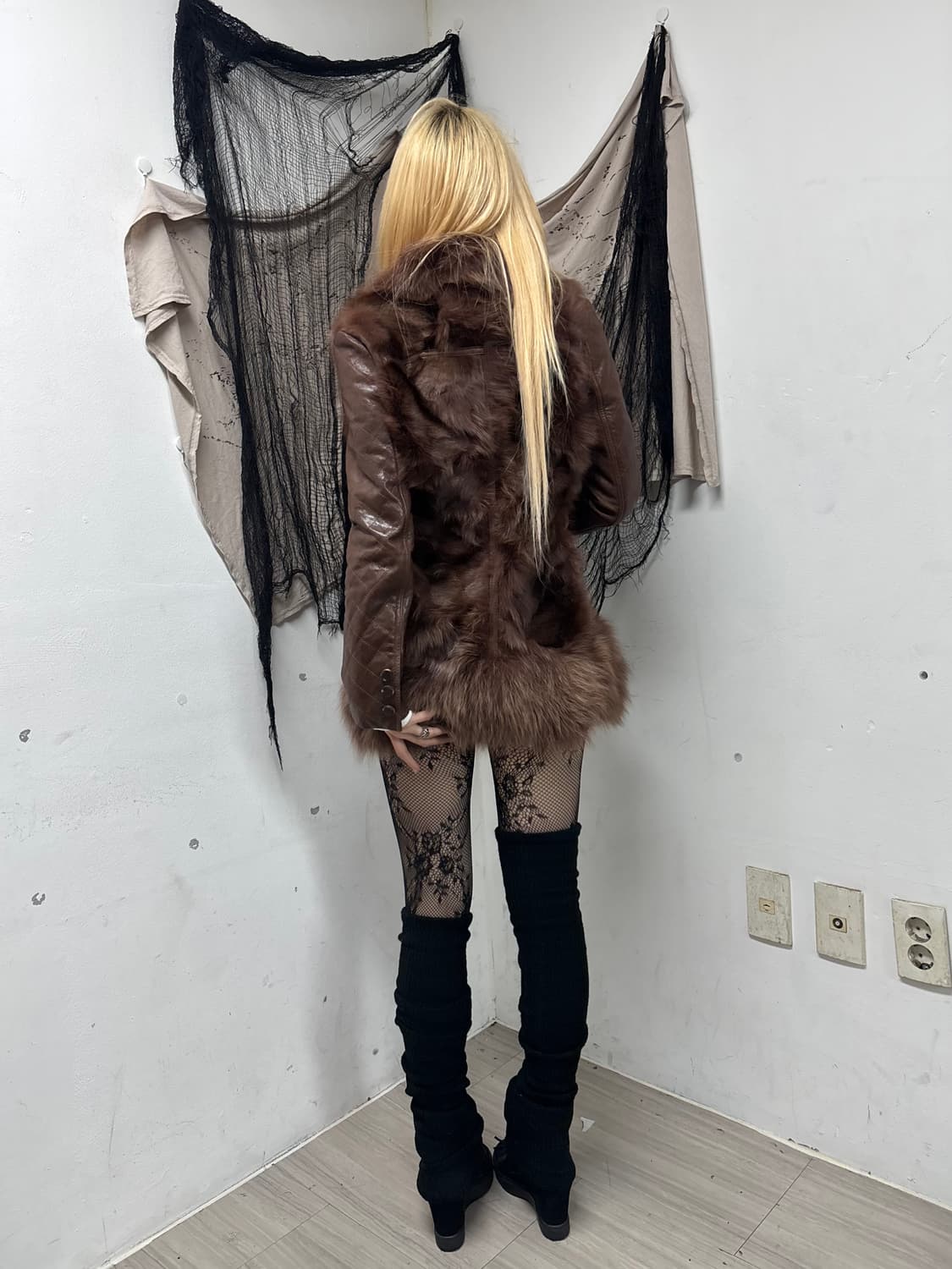 00’s aesthetic Brown Fur Trimming Leathe 상품이미지6