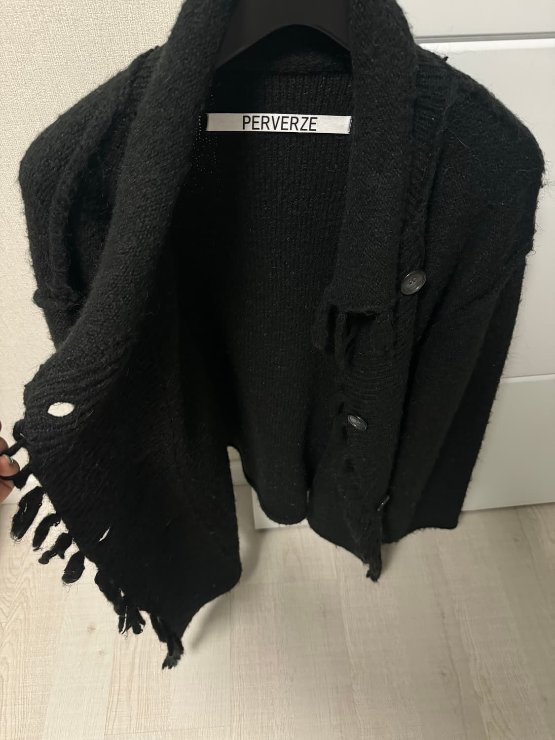 PERVERZE 25SS 퍼버즈 아웃포켓 가디건 블랙 상품이미지8