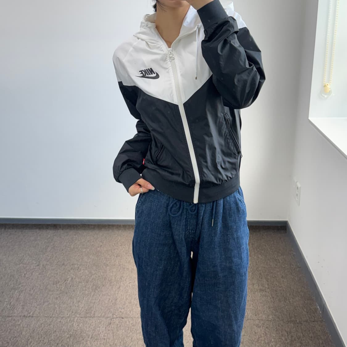 Nike 나이키 블랙 배색 바람막이 상품이미지2