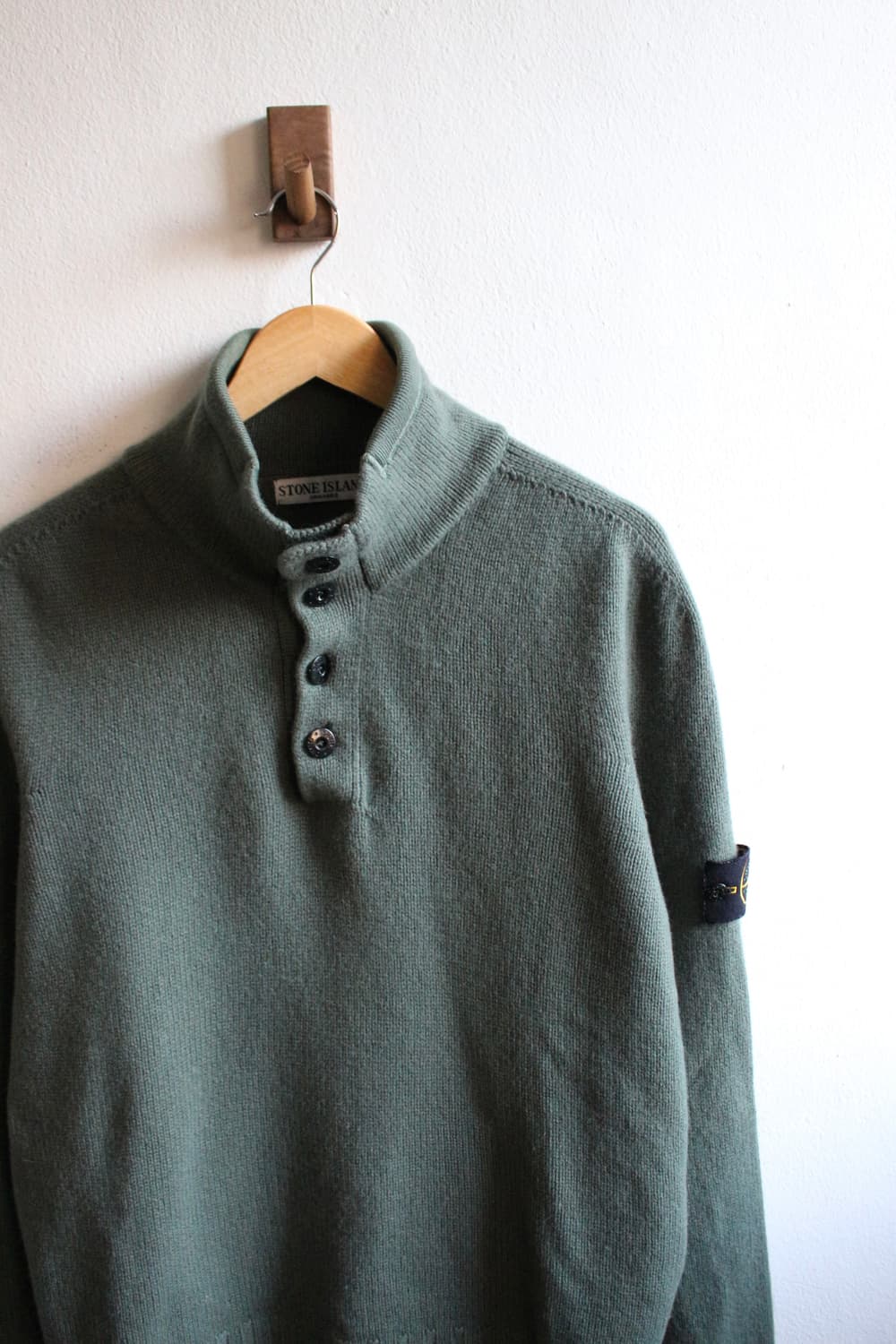 스톤아일랜드 1/4 니트 상품이미지1