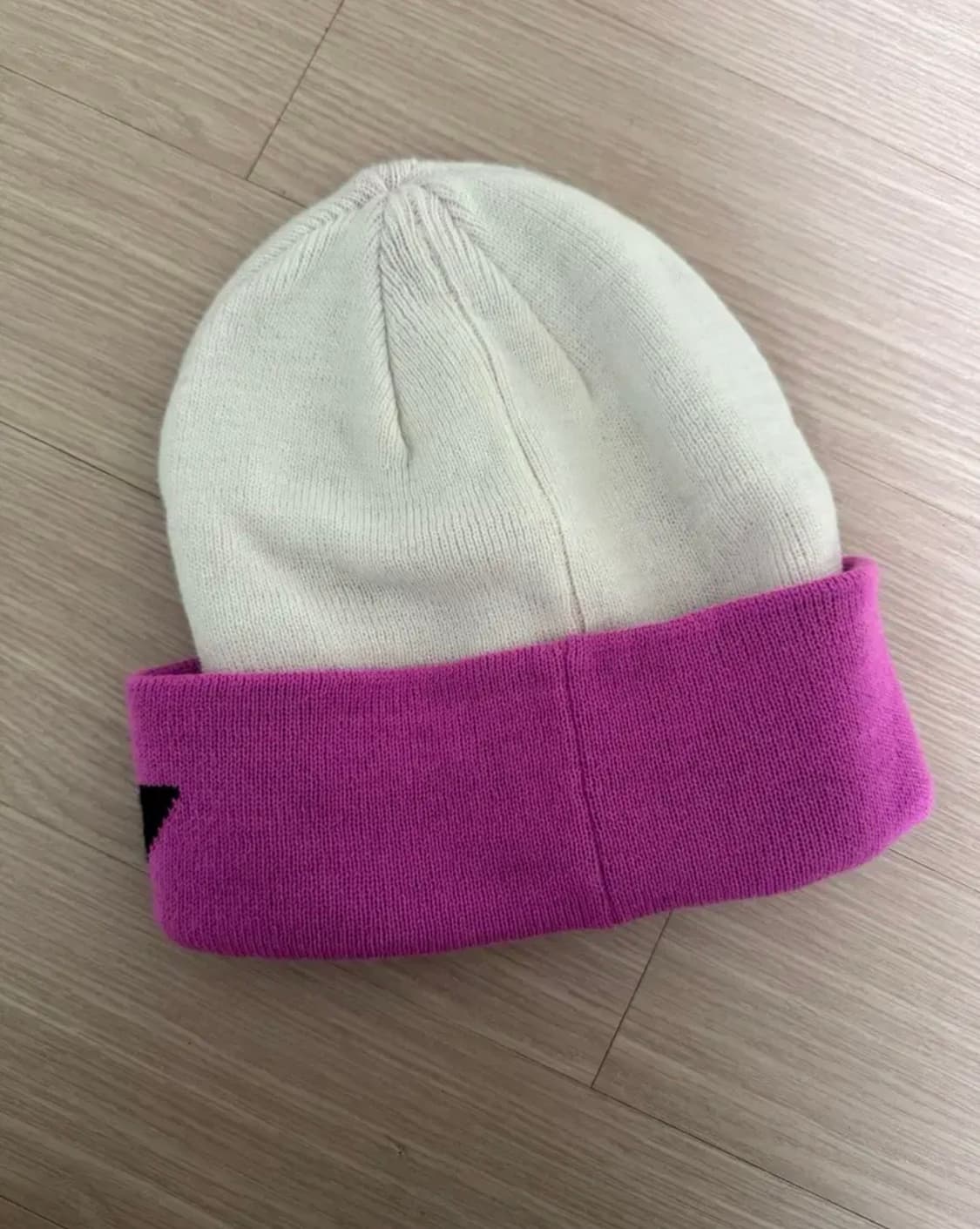 스투시 헬베티카 자카드 비니 핑크 상품이미지3