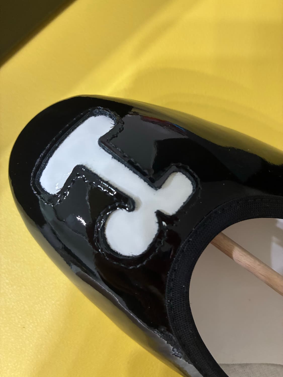 [세제품] 레페토 Grenadine r로고 에나멜 플랫 (38.5) 상품이미지2