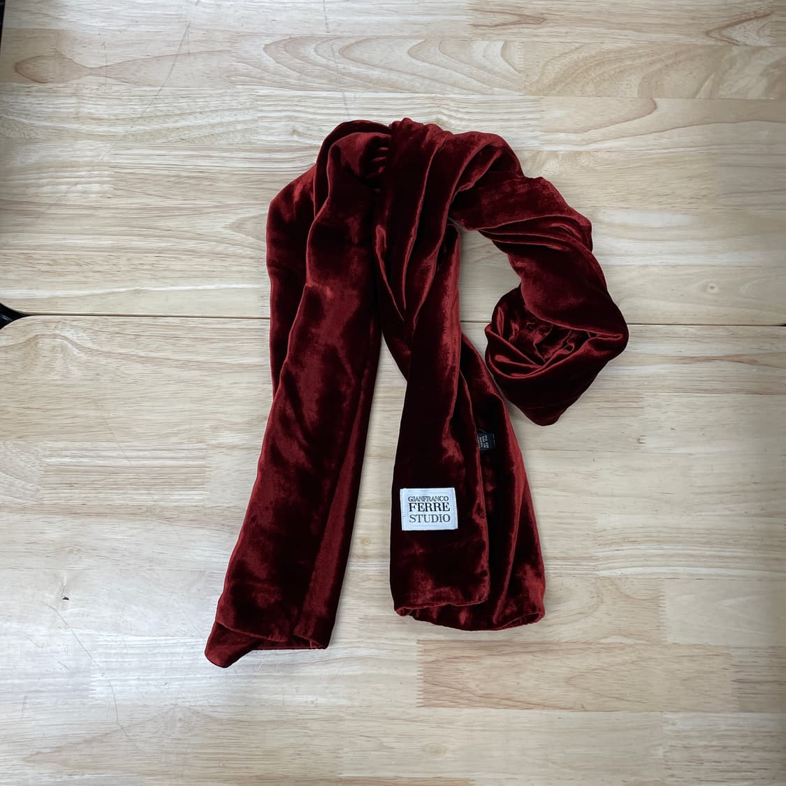 지안브랑코 페레 벨벳 머플러 상품이미지1