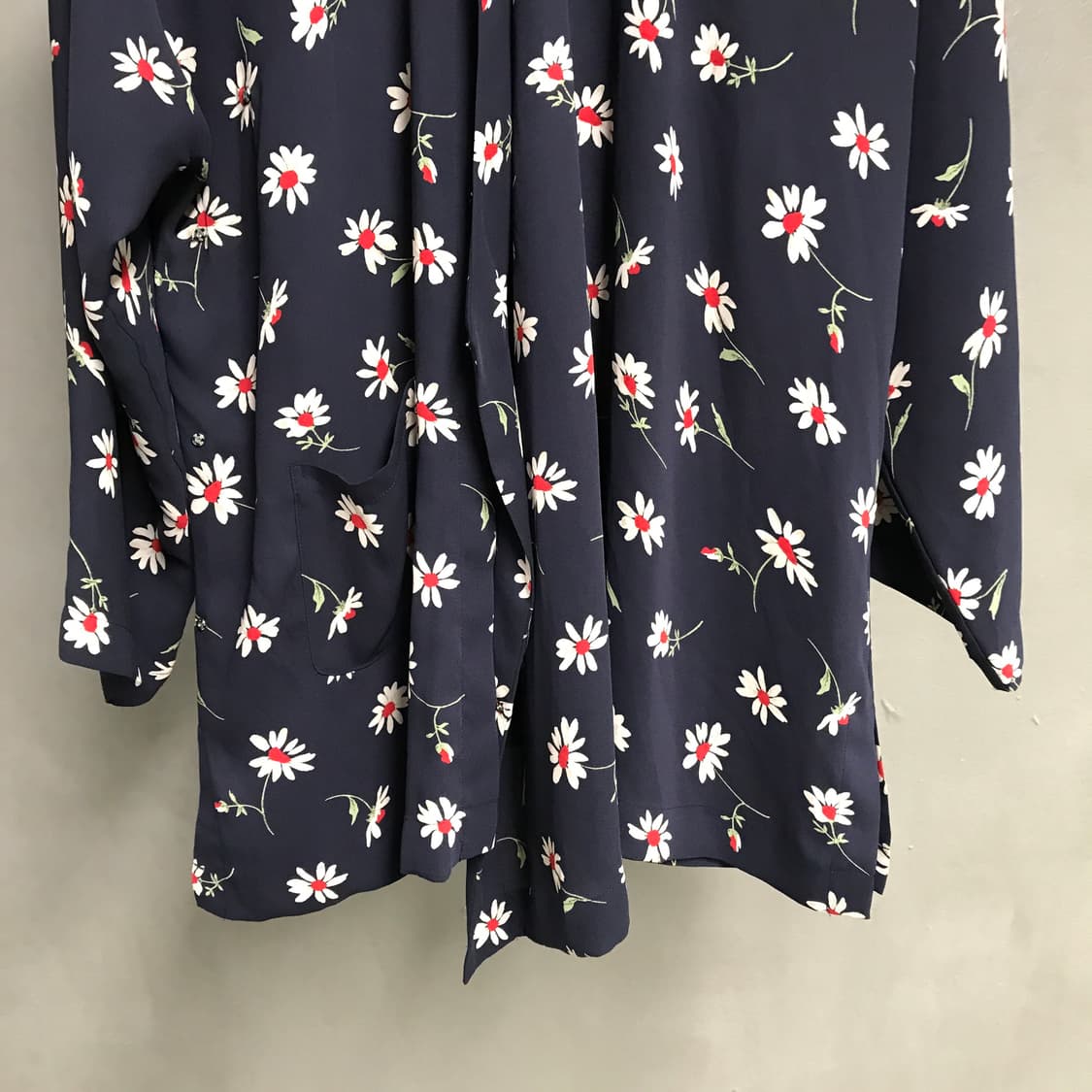 꼼데가르송 플라워 패턴 블라우스 S(W) 상품이미지3