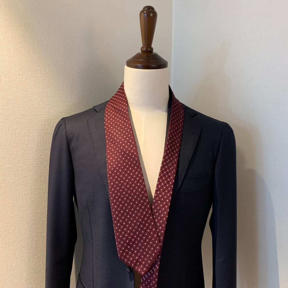 셀린느(CELINE) 모노그램 명품넥타이 A-A+등급 버건디컬러 상품이미지1