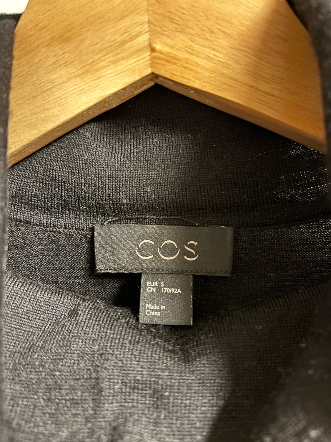 [S] 코스 메리노 울 롤넥 스웨터 블랙 상품이미지6