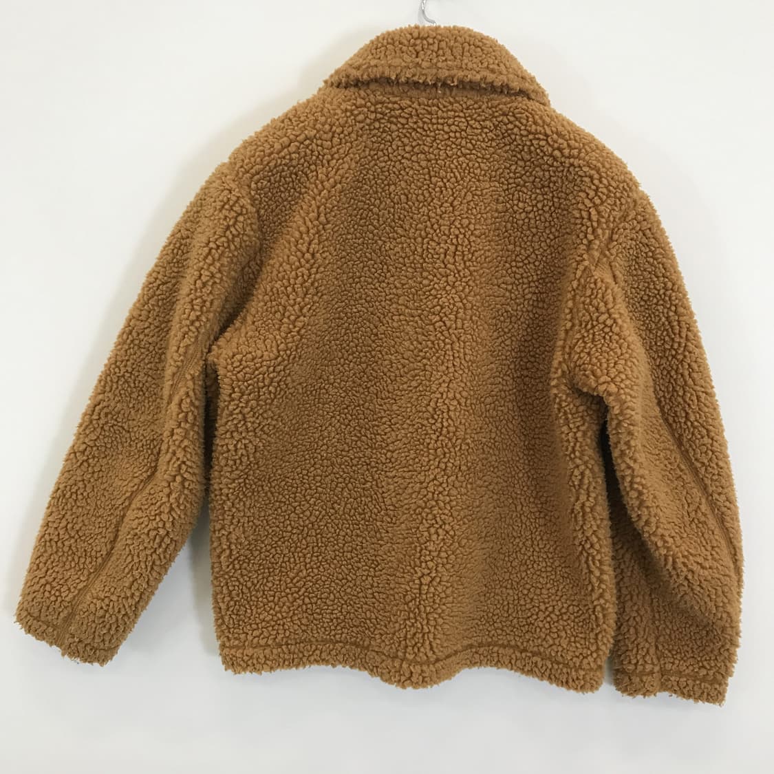 유니클로U 하이넥 카멜 뽀글이플리스점퍼 [S] 상품이미지4