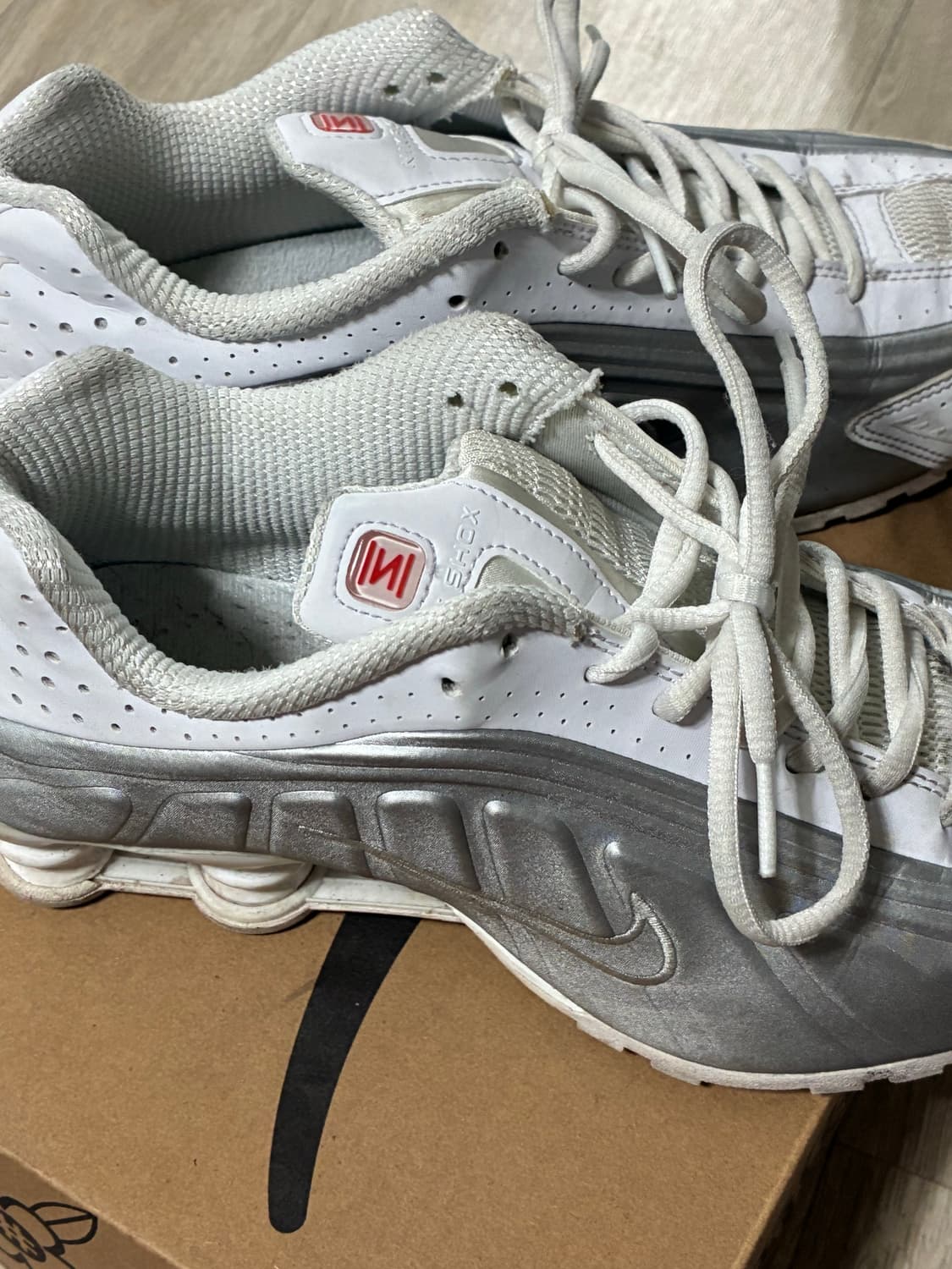 나이키 샥스 R4 (W260) 상품이미지2