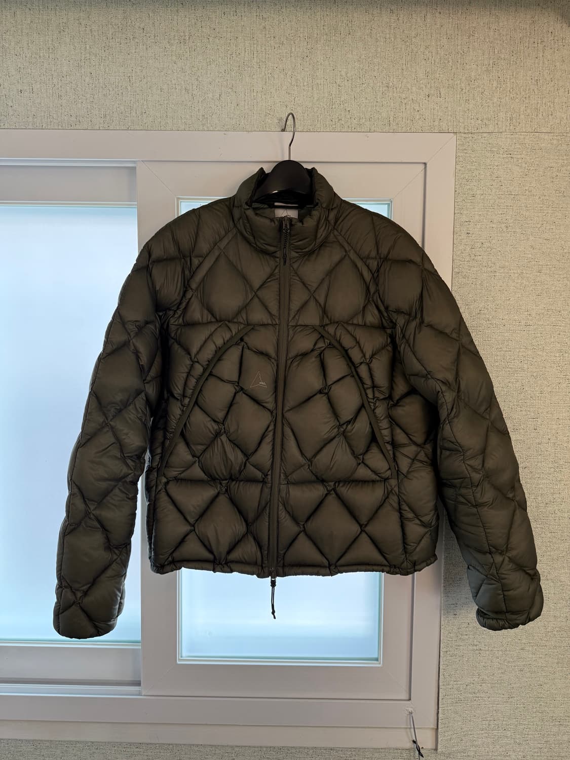 로아 라이트패딩 카키그린 L 상품이미지2