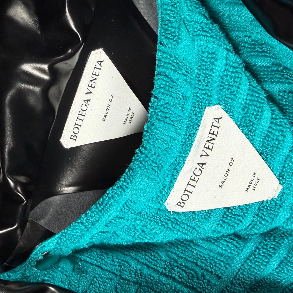 보테가 베네타 글로시 후드 집업 자켓 상품이미지2