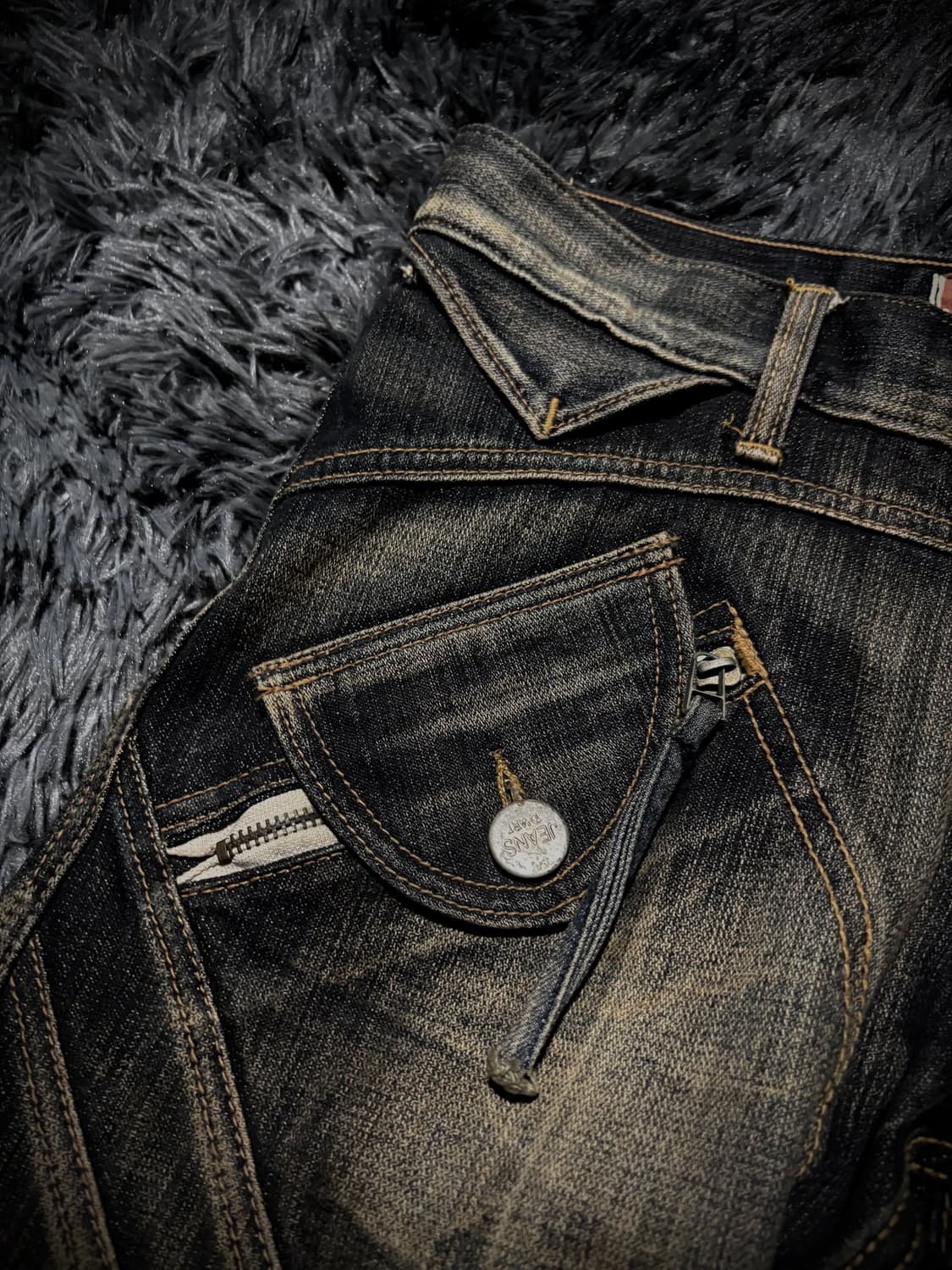 JEANS DE ART 옐로우 워싱 멀티포켓 백 윙자수 데님 카고팬츠 상품이미지5