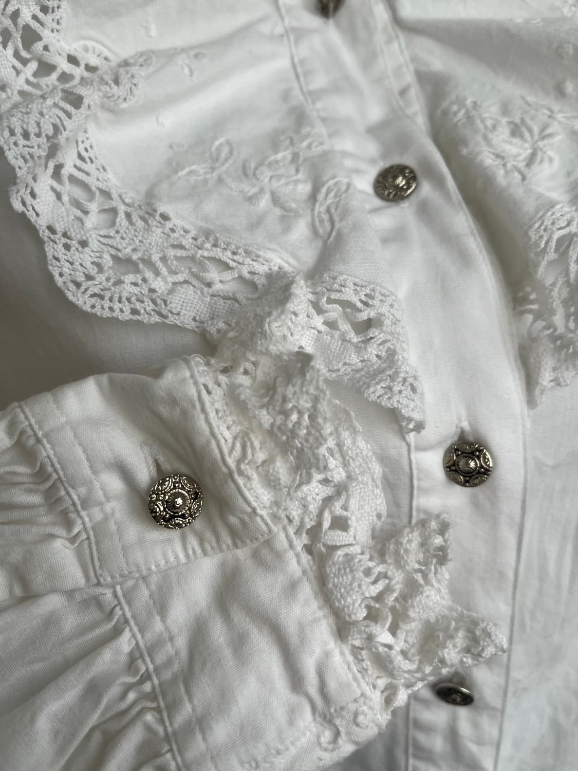 레이스카라 아방 블라우스 상품이미지3